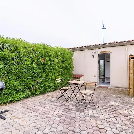 Logement Renove A Proximite Des Plages Apartment
